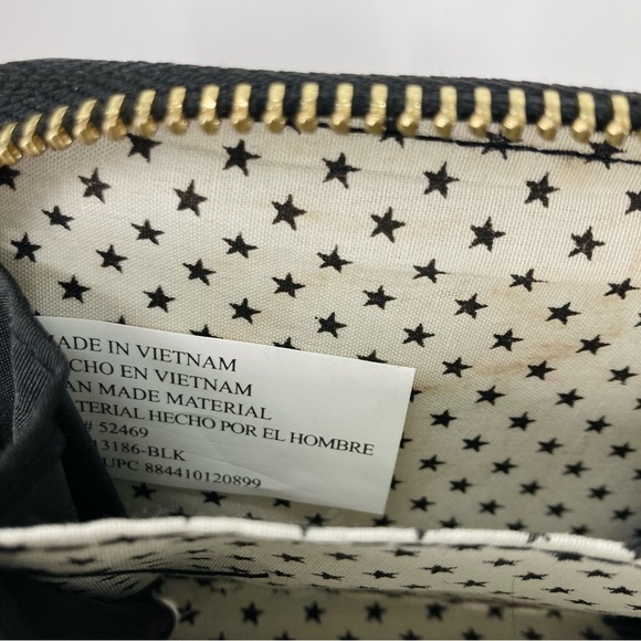 Black Wallet with Heart Shaped Hardware - Picture 10 of 10